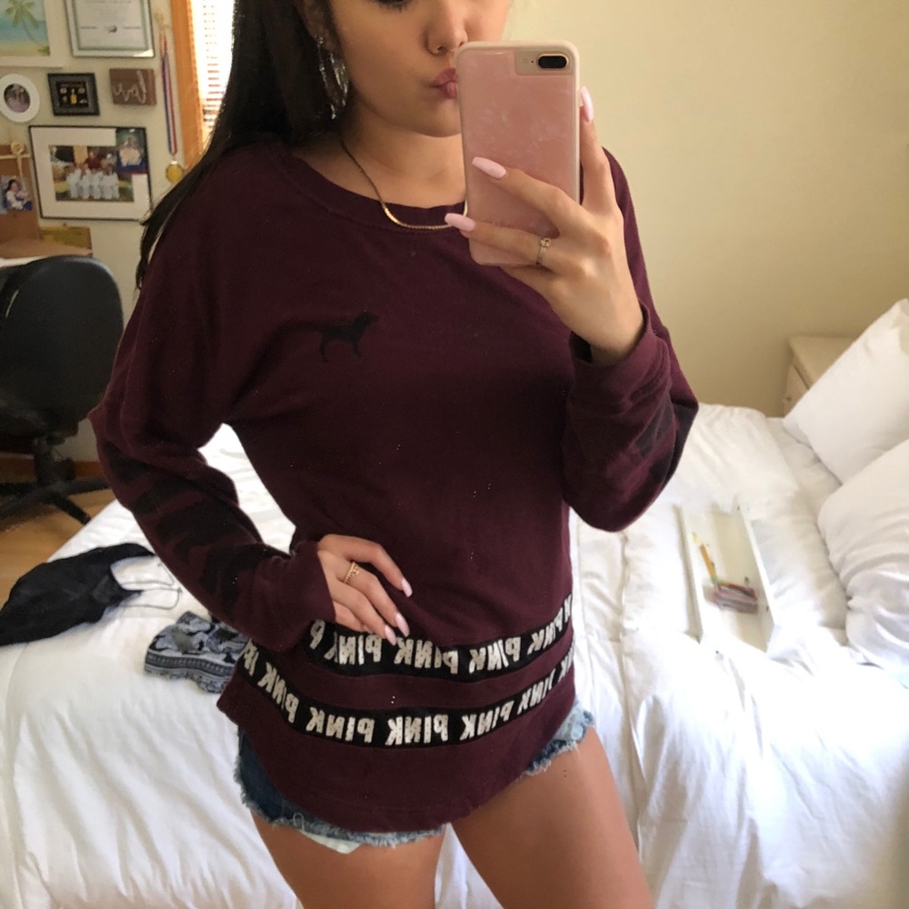VS PINK SWEATSHIRT